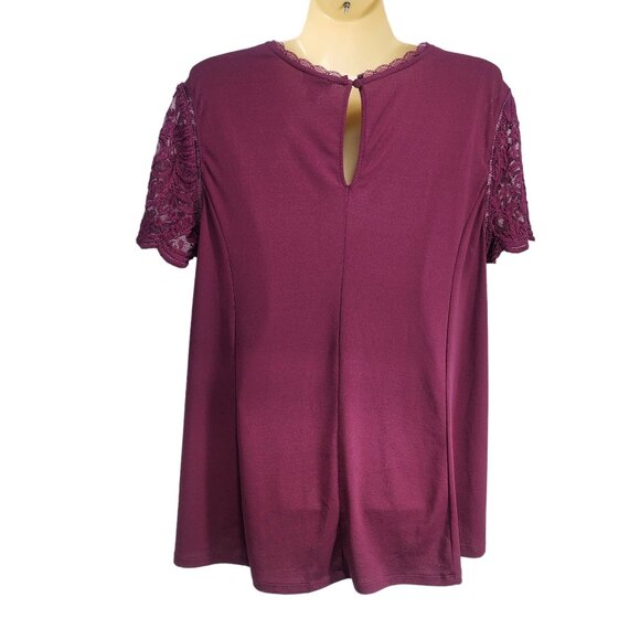 Torrid Lace Tshirt Womens Plus Size 1X 14/16 Studio Knit Lace Yoke Crew Neck Top - Picture 4 of 11